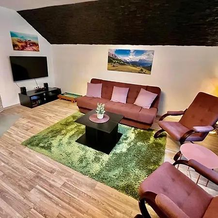 Апартаменти Cristina House Брашов