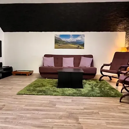 Апартаменти Cristina House