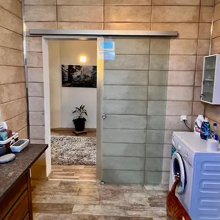 Апартаменти Cristina House *